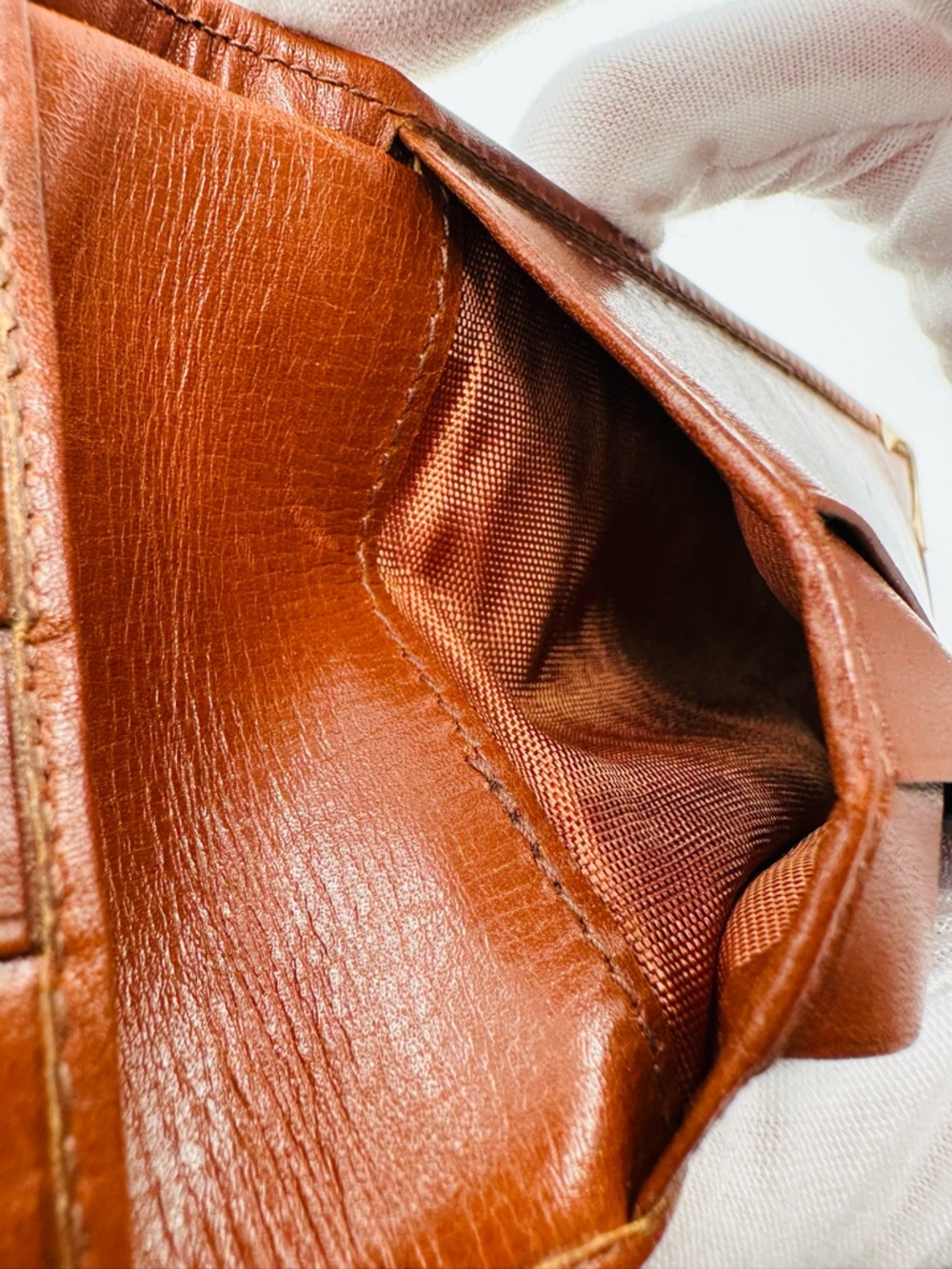 Celine vintage Bi Fold Wallet - Picture 11 of 16